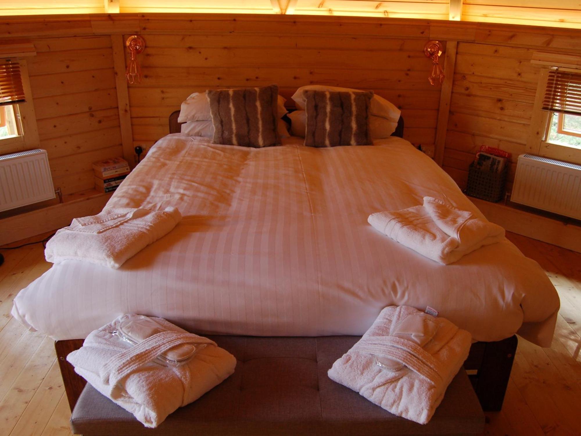Romantic Rural Retreats Crewkerne Kamer foto